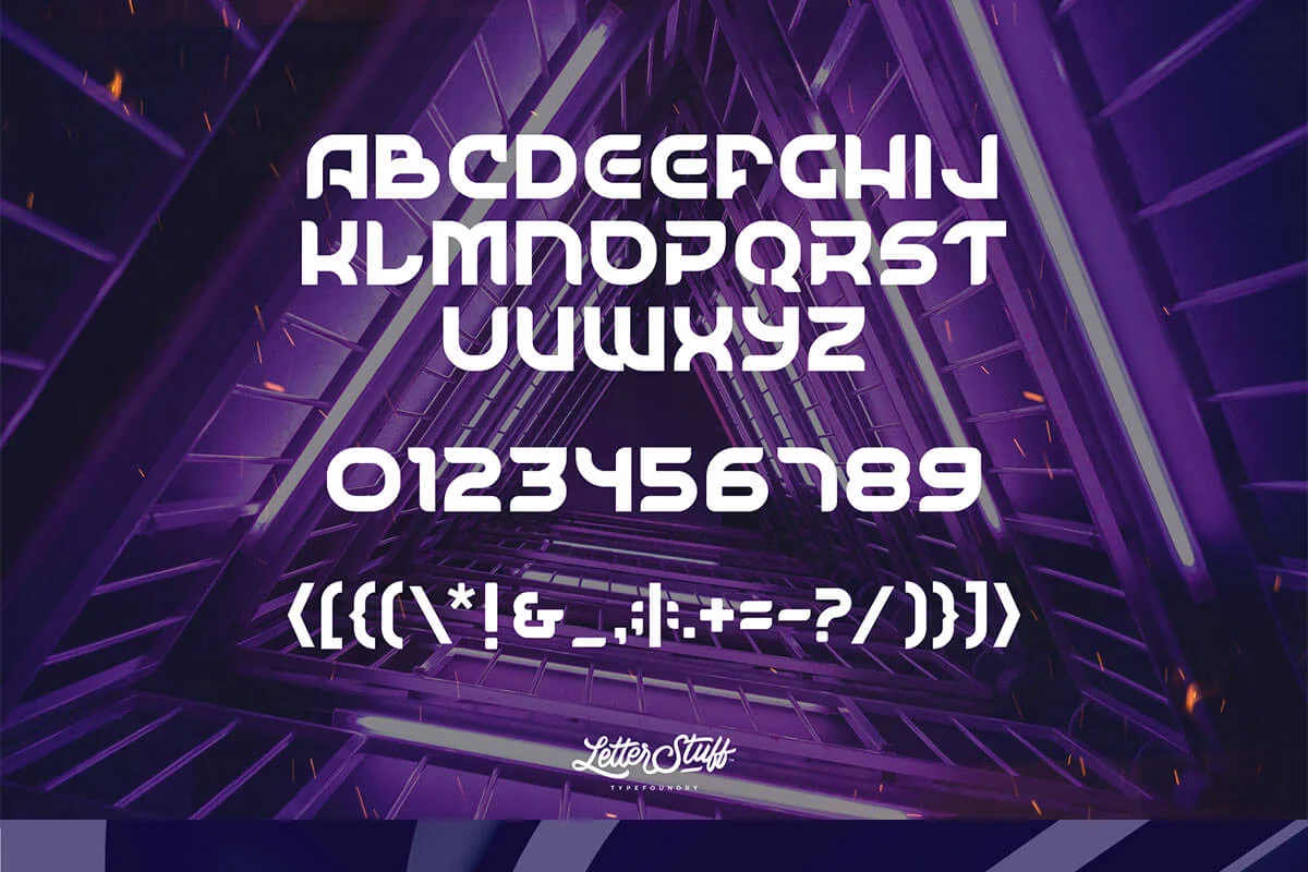 SpaceSurfer Display Font Preview 6