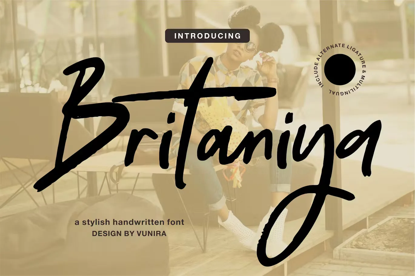 Britaniya | A Stylish Handwritten Font